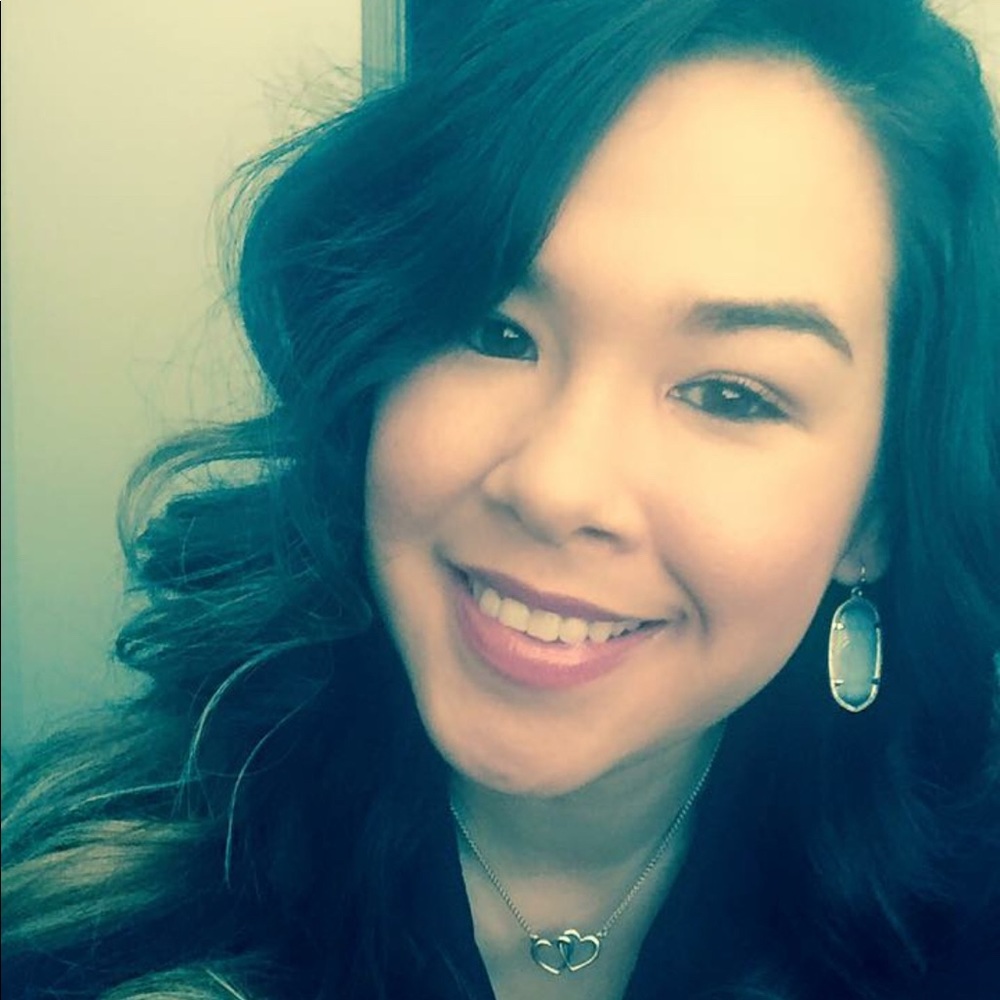 Meet your Posher, Christina